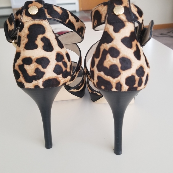 💥New Gorgeous MK leopard heels Size 8 - Picture 5 of 7